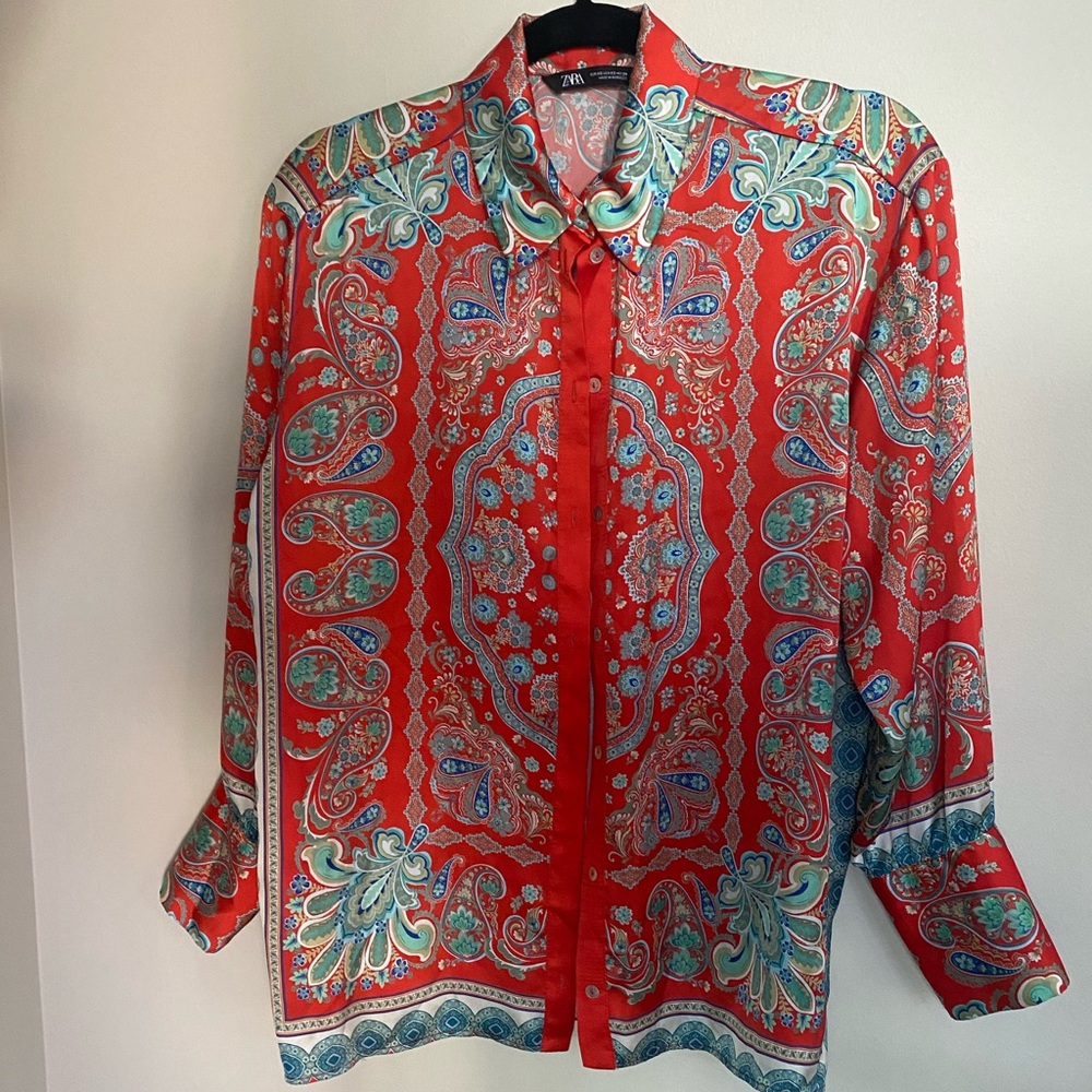 New Zara Satin Button Down (XS)
